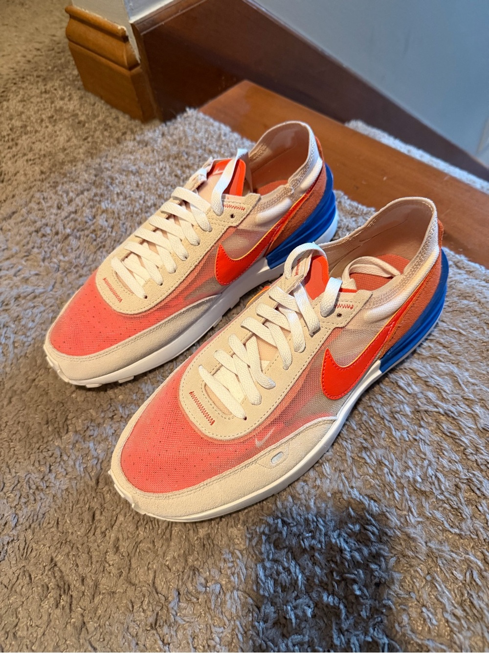 NWT Nike Waffle One Pearl White Rush Orange Madder Root